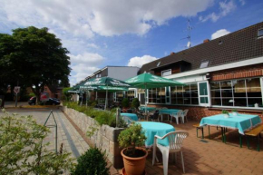 Гостиница Hotel Grüner Jäger  Травемунде
